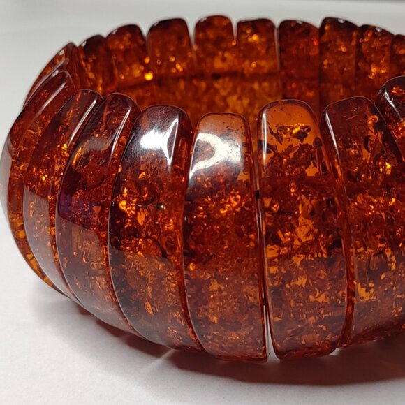 Very Awesome Chunky Amber Colored Stretch Bracelet - Picture 1 of 11